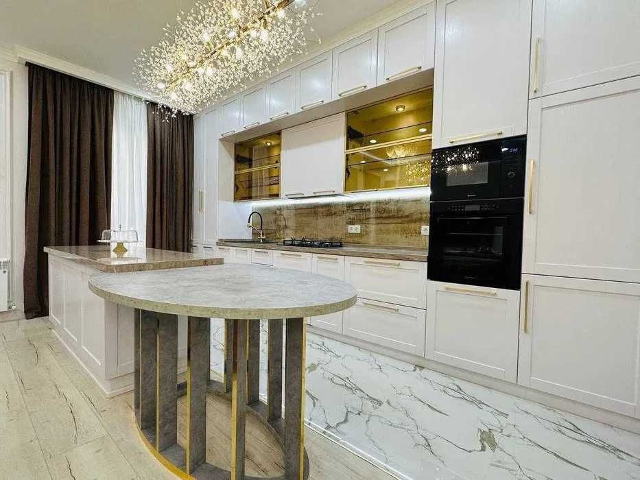 Сдается квартира в Мирабад Авеню.