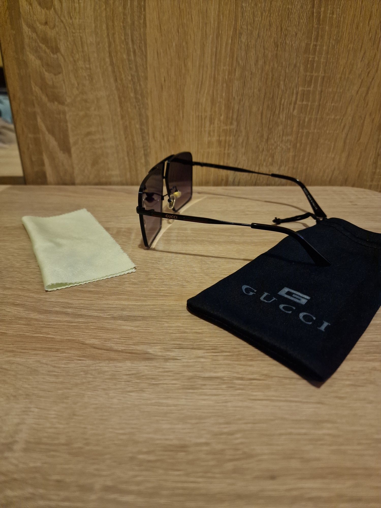 Ochelari de soare Gucci