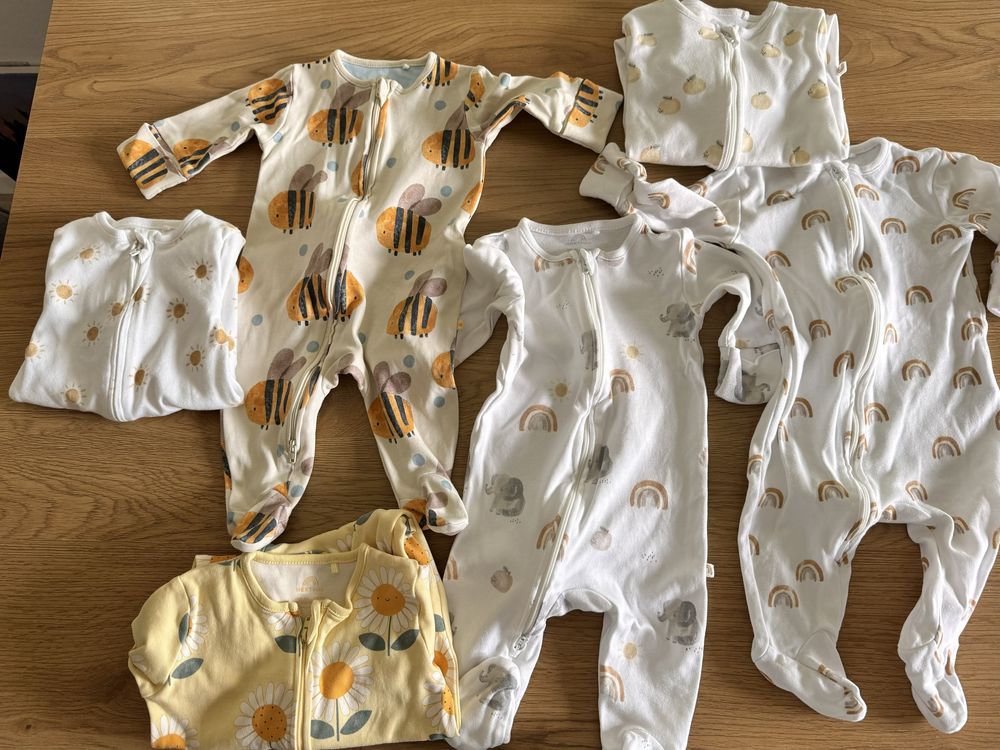 Lot Set hainute  6 body-uri/pijamale 0-3 luni Next
