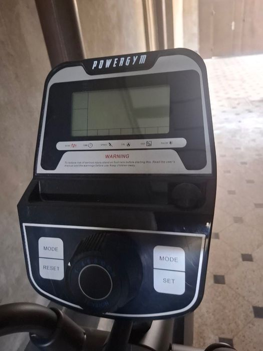 Продаю свой Эллиптический тренажер Powergym