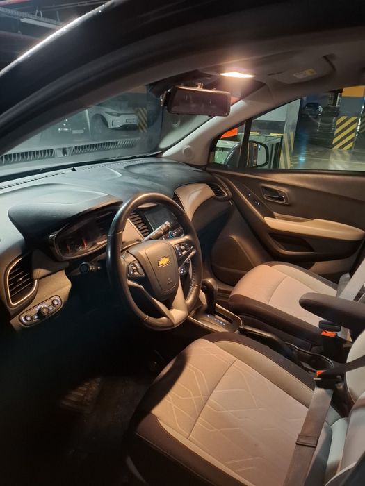 Tracker 1 46.000km qora