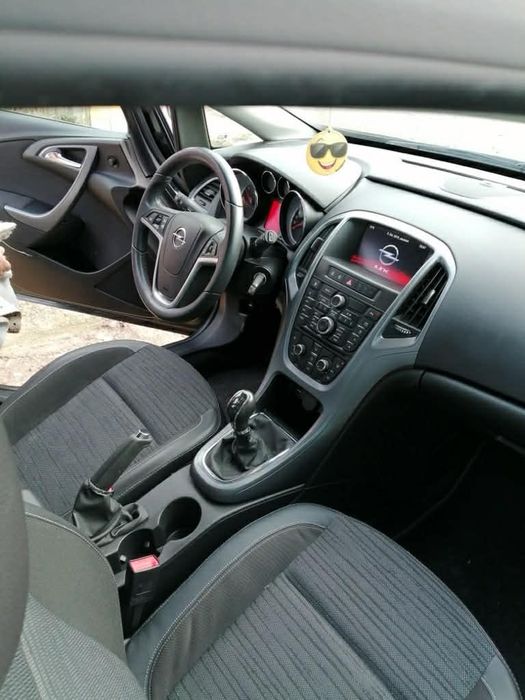 Opel Astra J sport