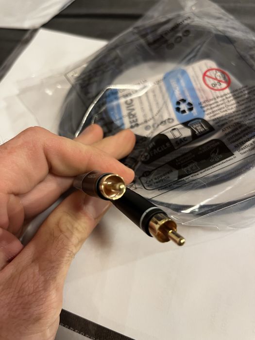 Аудио кабели чинч към чинч 2х2. Два броя . Чисто нови. Chinch RCA