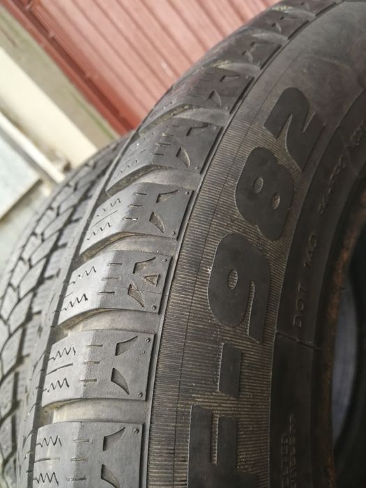 Зимни гуми много запазени!