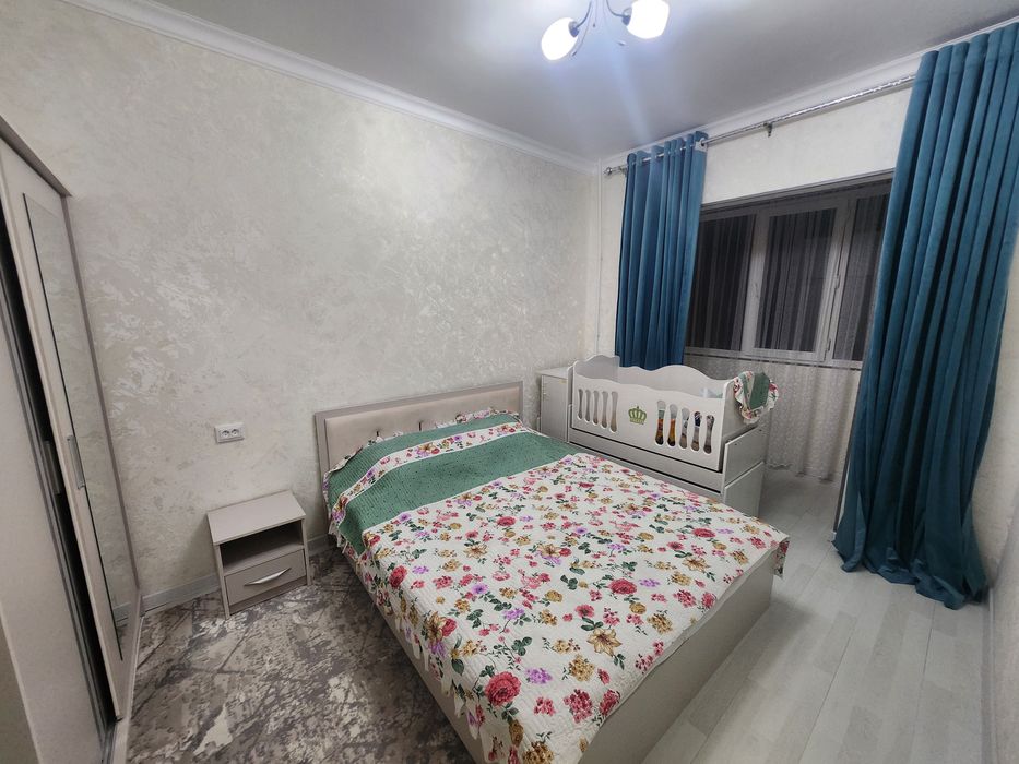 Супер 2 ух комнатная квартира возле аэропорта (Своя)