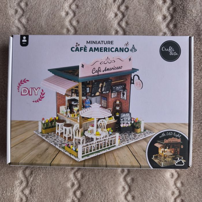 DIY Макет за сглобяване Crafts&Co (направи си сам)