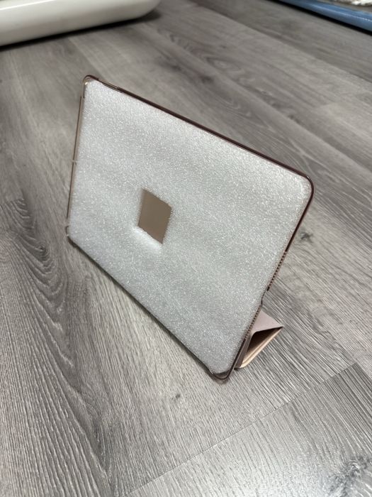 Husa Smart iPad 9.7 inch, roz