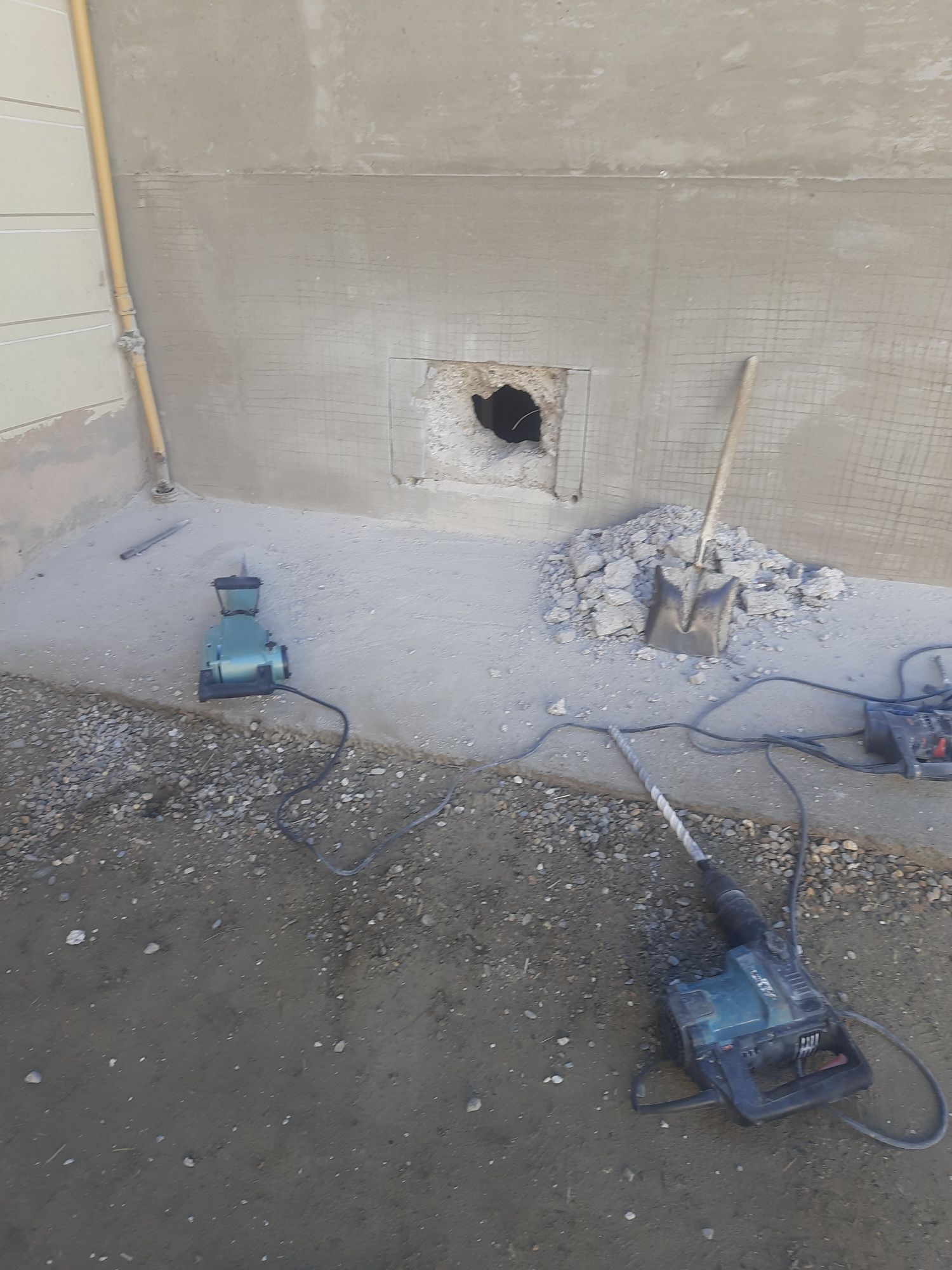 Отбойний молоток бетон бузамиз