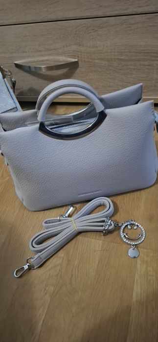 Дамски чанти през рамо