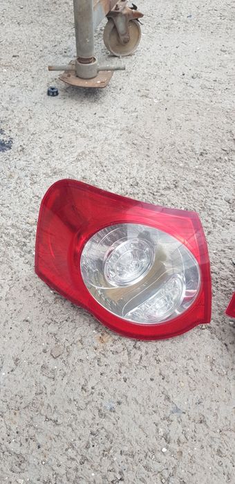 Triple .lampi spate passat b6