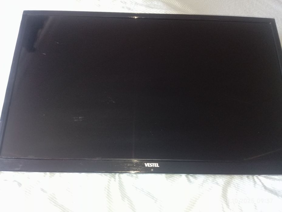 Продам телевизор Vestel цена 30000