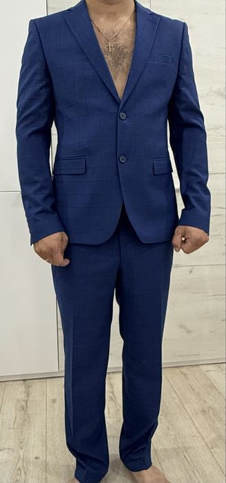 Классический мужской костюм