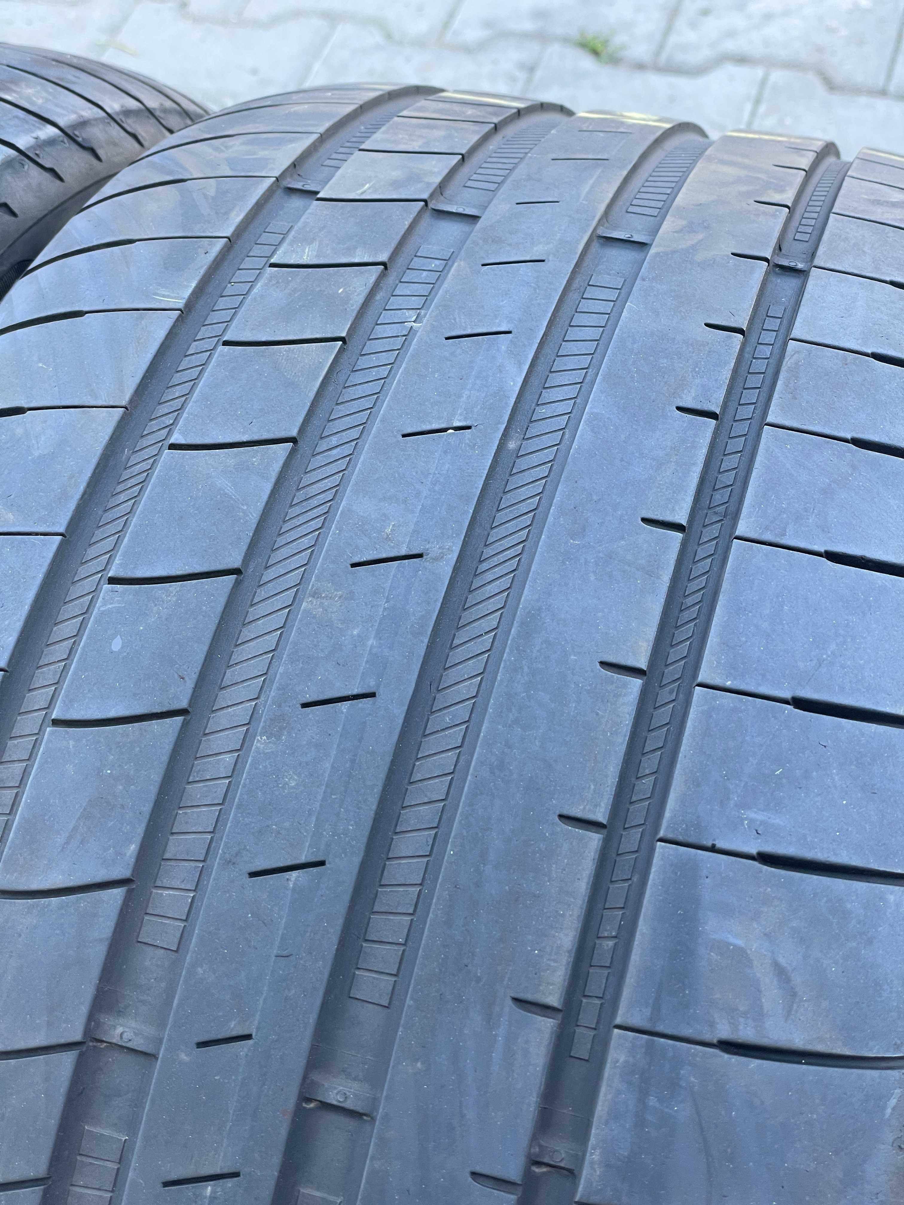 2x 275 40 18 Goodyear Eagle f1