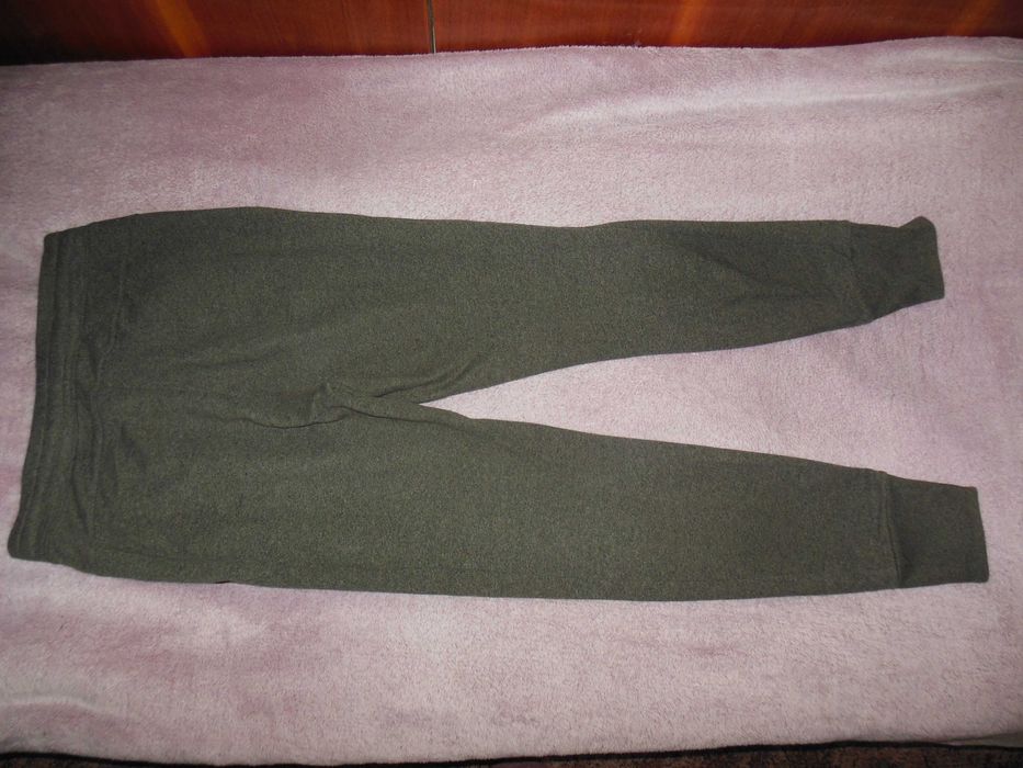 Pantalon de trening slim gri pentru femei  bonus pulover