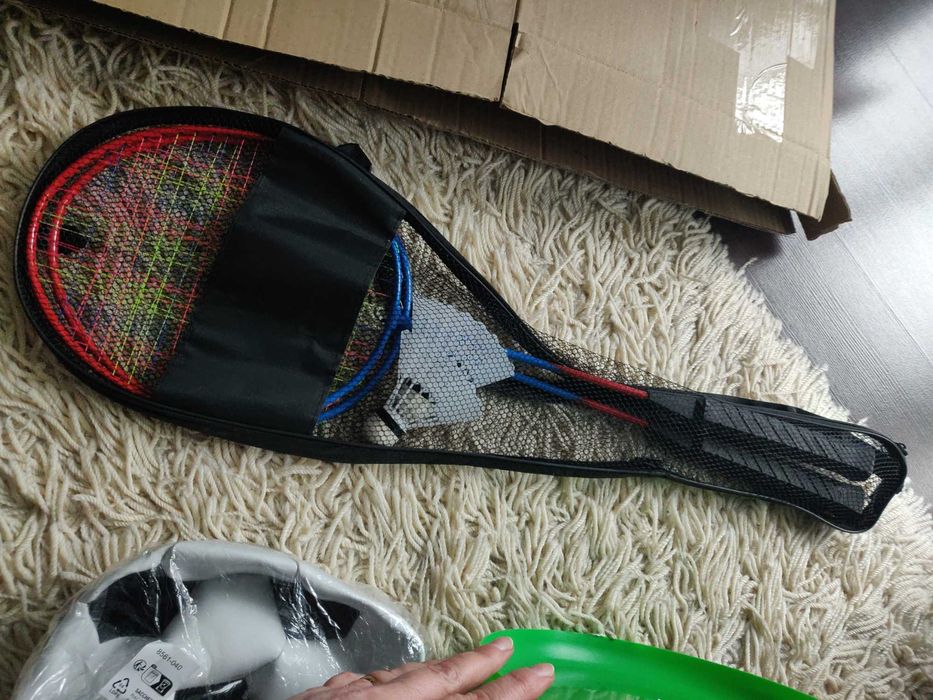 SET Joaca NOU format din Hamac, Minge, Frisbee si Badminton