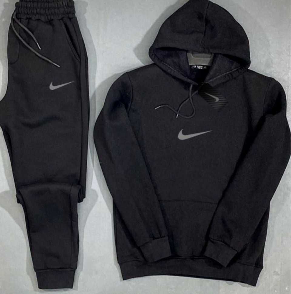 Спортен екип Nike