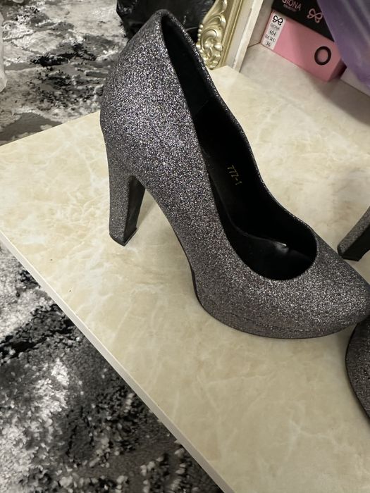 Туфли 36размер, кийилмаган