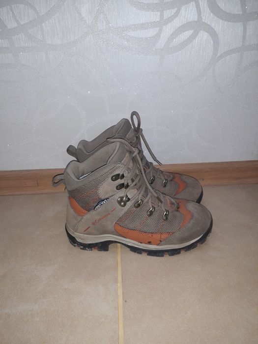 Фирменные ботинки Columbia размер 38.5