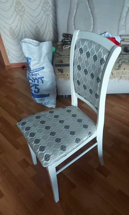 Стульчики для стола