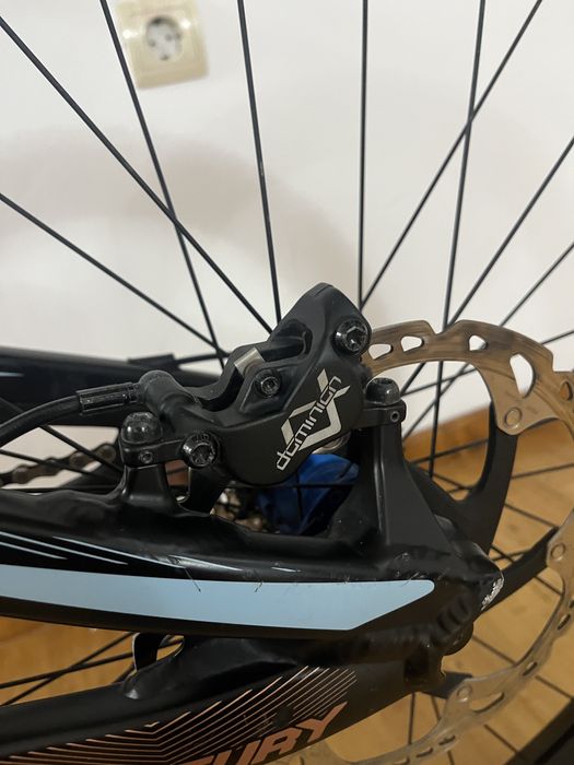 Bicicleta Dh GT fury