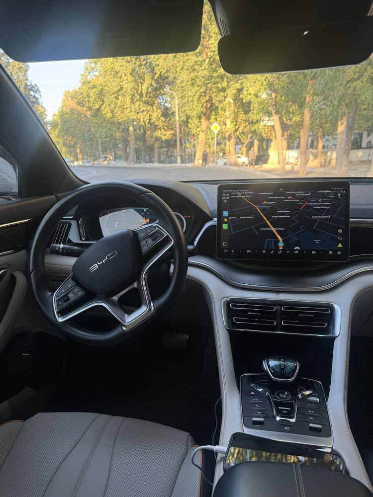 BYD song plus гибрид