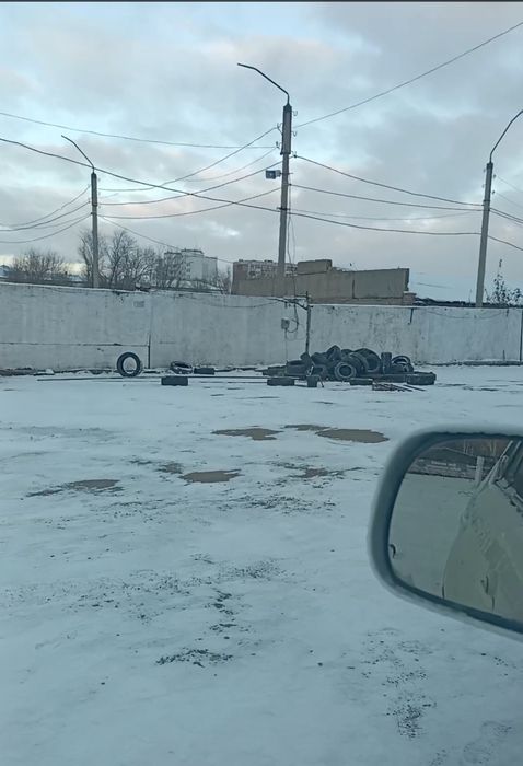 Отдам даром резины