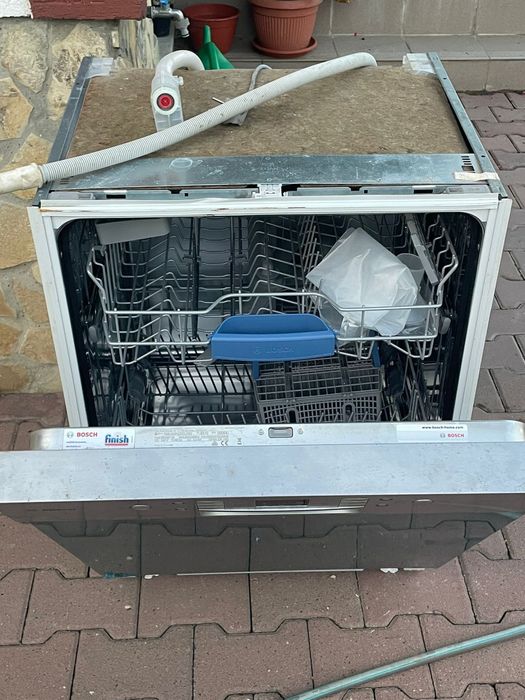 Masina de spalat vase Bosch