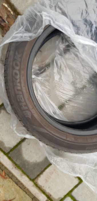 vand 4 cauciucuri Hankook