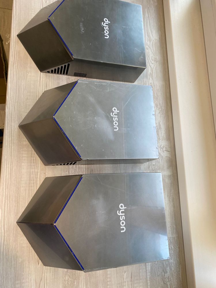 Uscator maini Dyson Airblade V