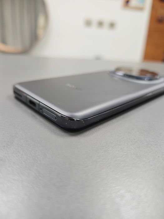 Honor Magic 6 Pro – мострен