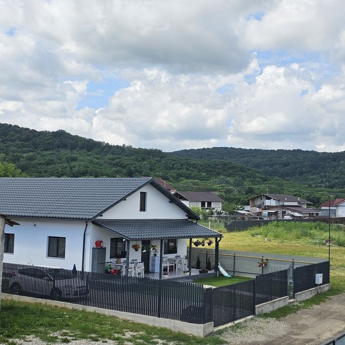 Casă de vânzare Mihaesti
