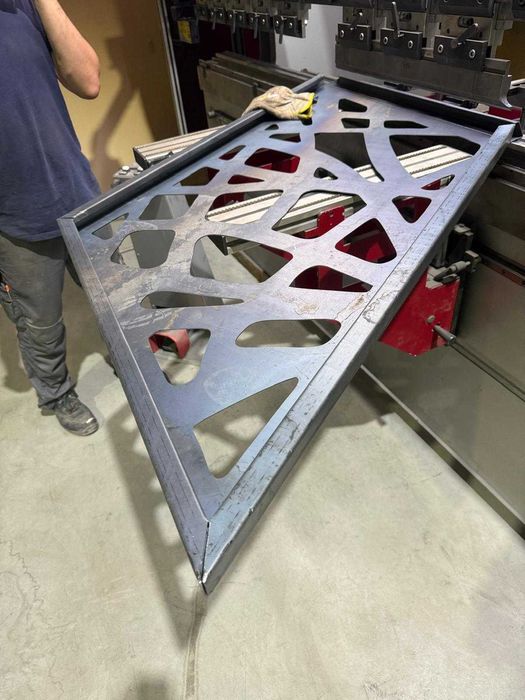 Debitare Laser + Ambutisare Abkant  - Popesti Leordeni