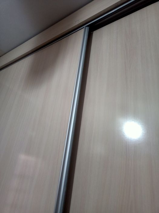 Раздвижные двери купе от встроенной ниши