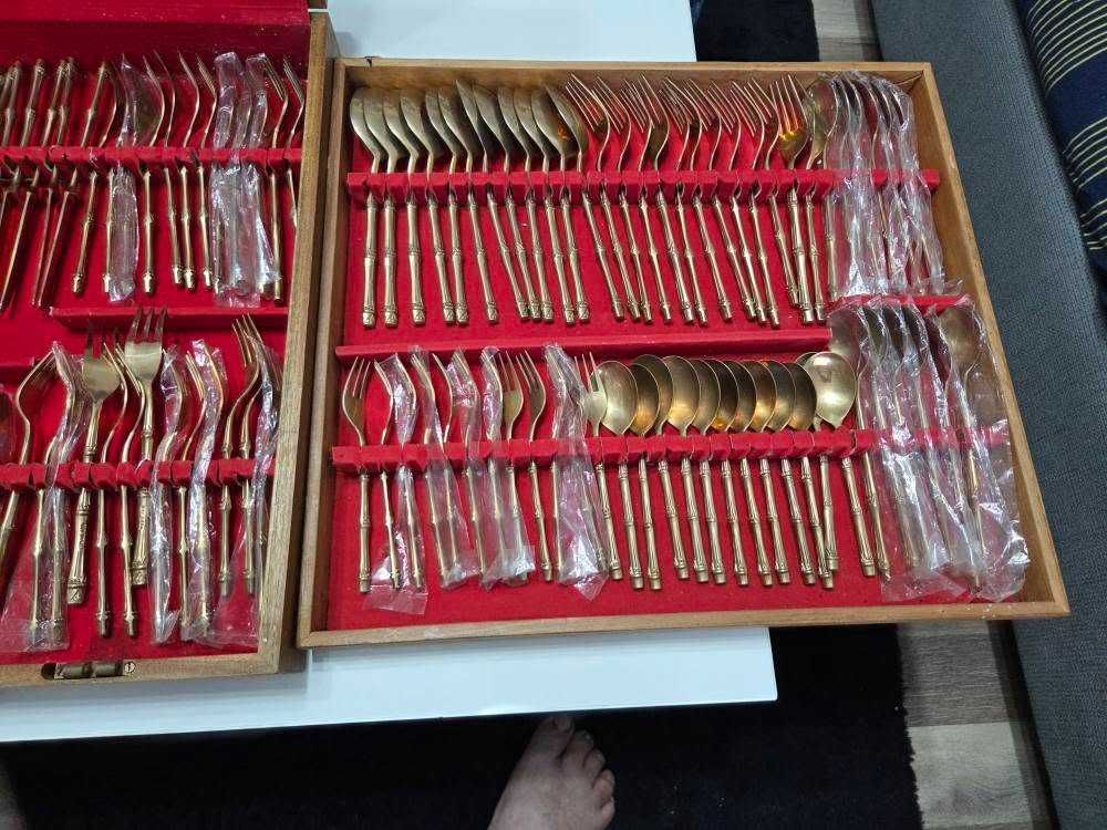 Set vintage de tacamuri din bronz tailandez