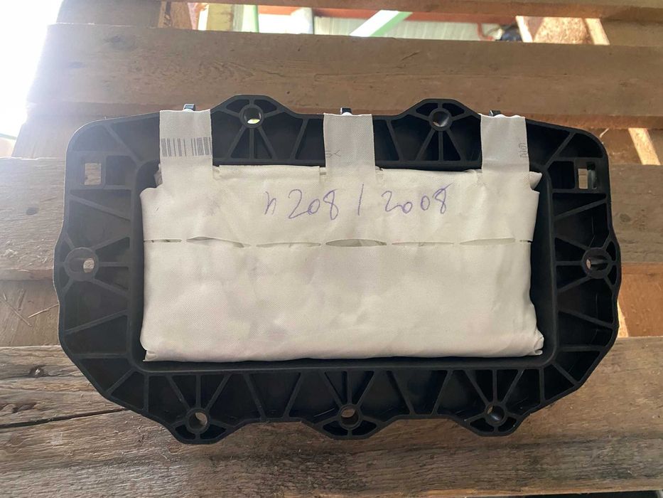 Airbag pasager Peugeot 208 2008 nou original