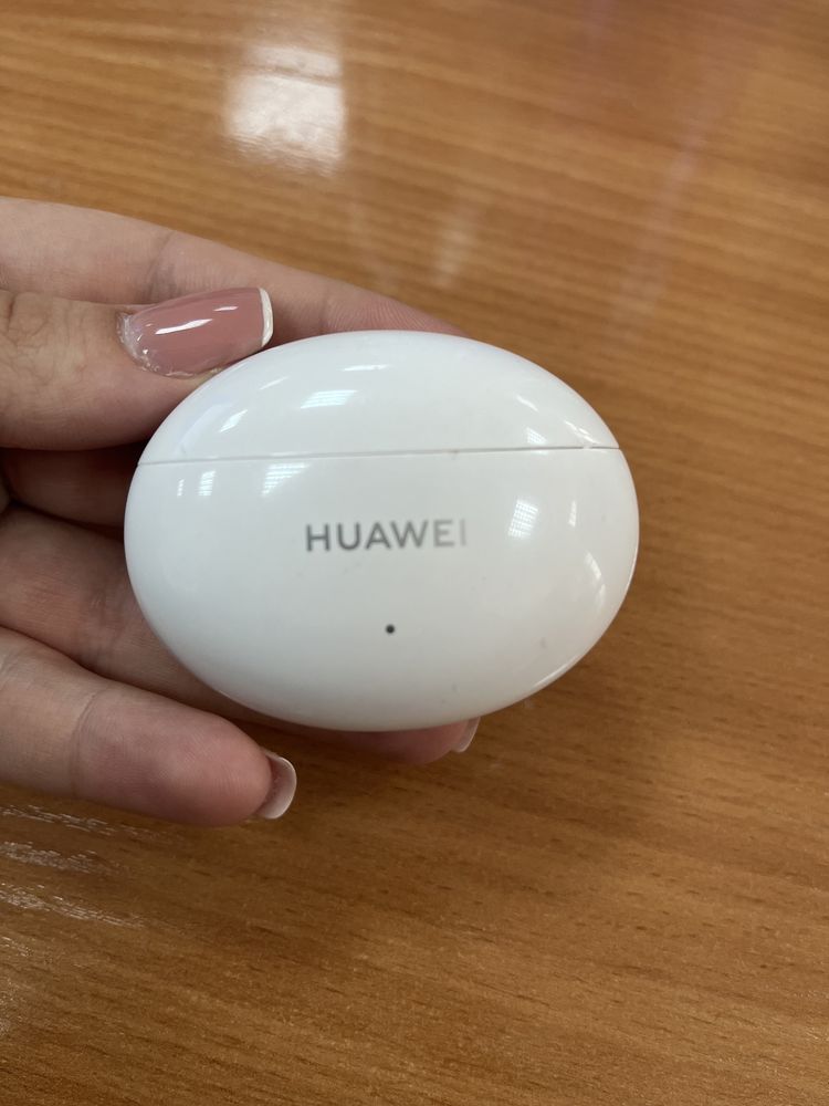 Наушники HUAWEI