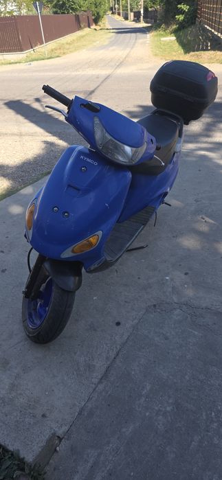 Vând scuter kymco 49cm