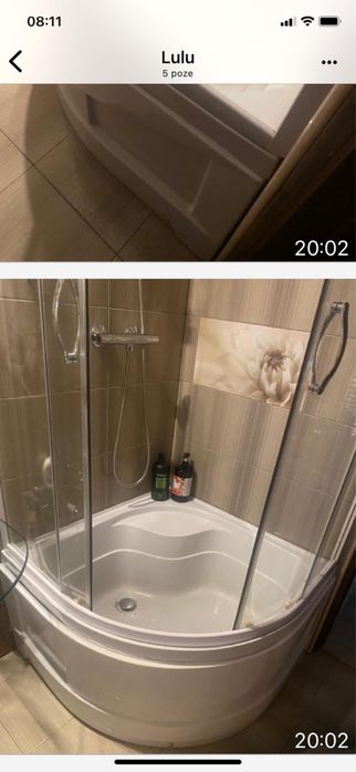 Cabina de dus cu cadita, pe colt