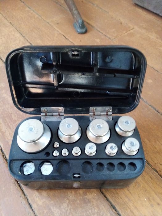 Эталонный набор гирек