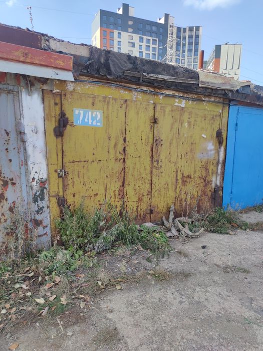 Продам капитальный гараж с землёй в кооперативе "Москвич"