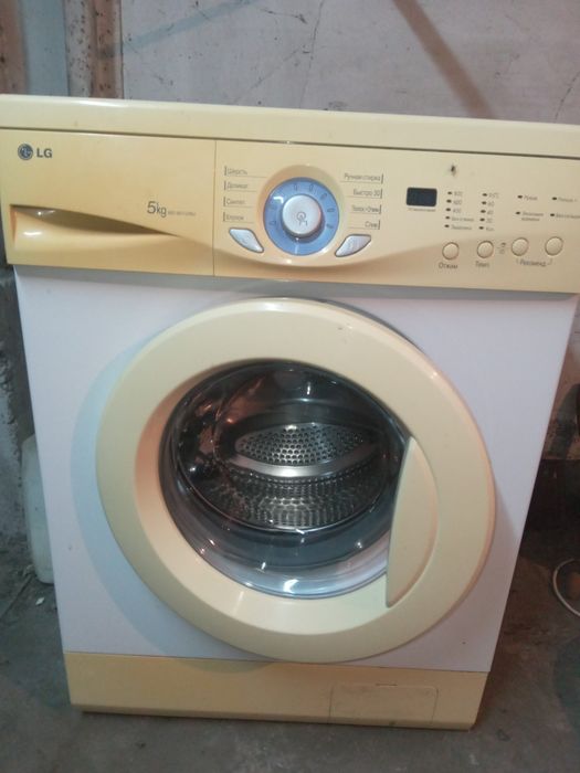 Продаю машинку автомат