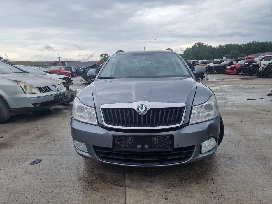 Dezmembram Skoda Octavia 2 Facelift, an 2011, 1.6 TDI cod CAY