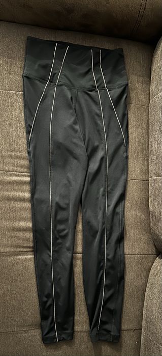 Клин за йога на Найк