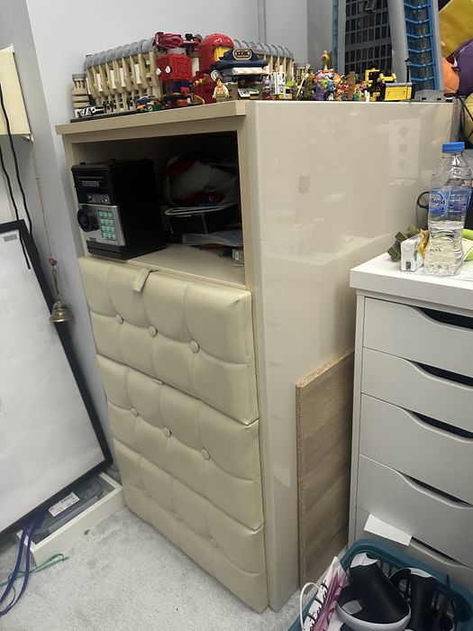 Шкав със чекмеджета 54/78