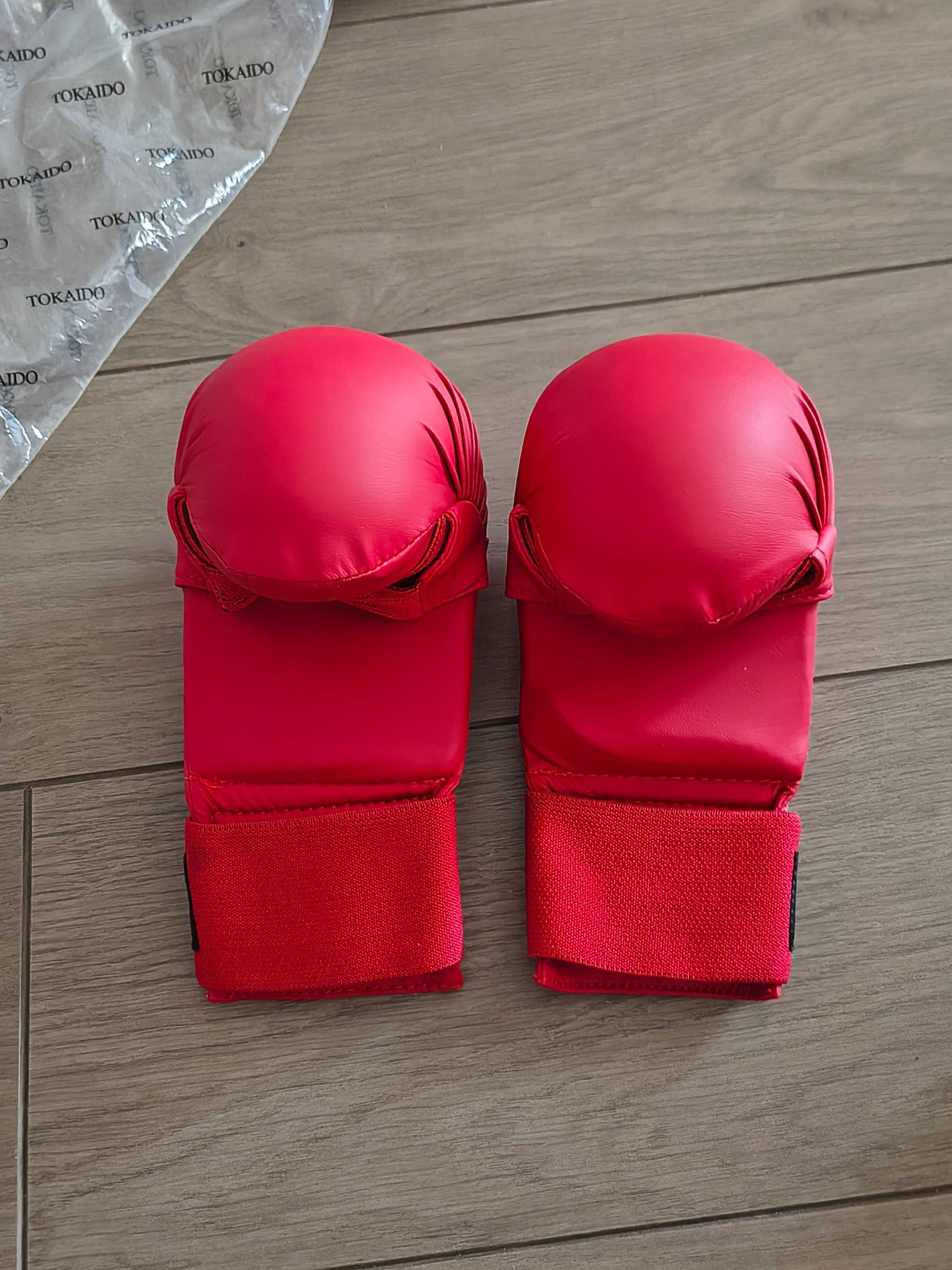 Ръкавици за Карате Tokaido и Adidas