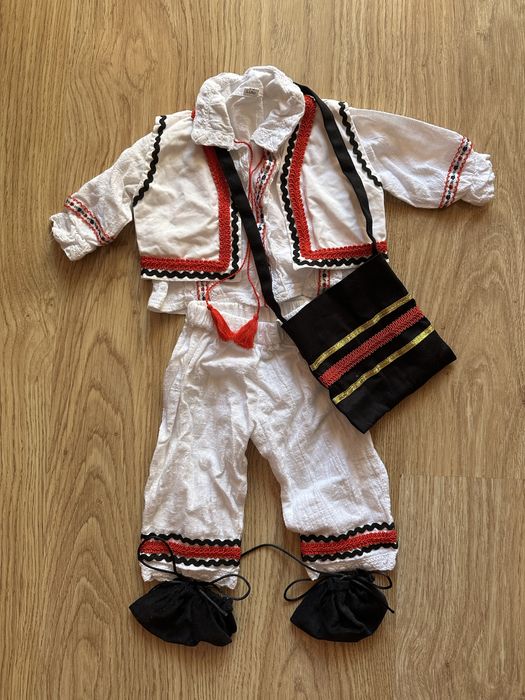 Costum traditional bebe, costumas de botez 0-3 luni
