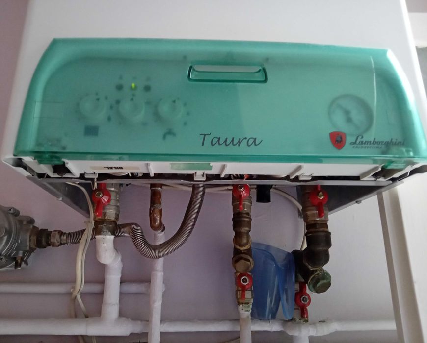 Centrala termica pe gaz Lamborghini Taura