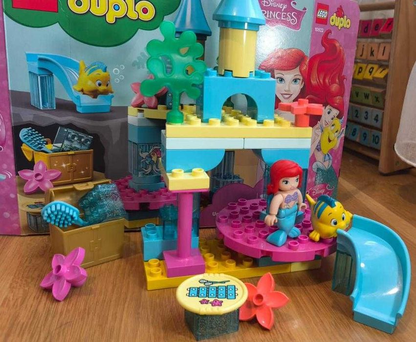 LEGO DUPLO Disney 10922 - Castelul lui Ariel