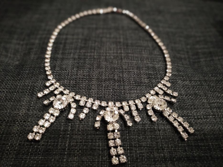 Уникално колие за официални случаи, бал, фотосесии