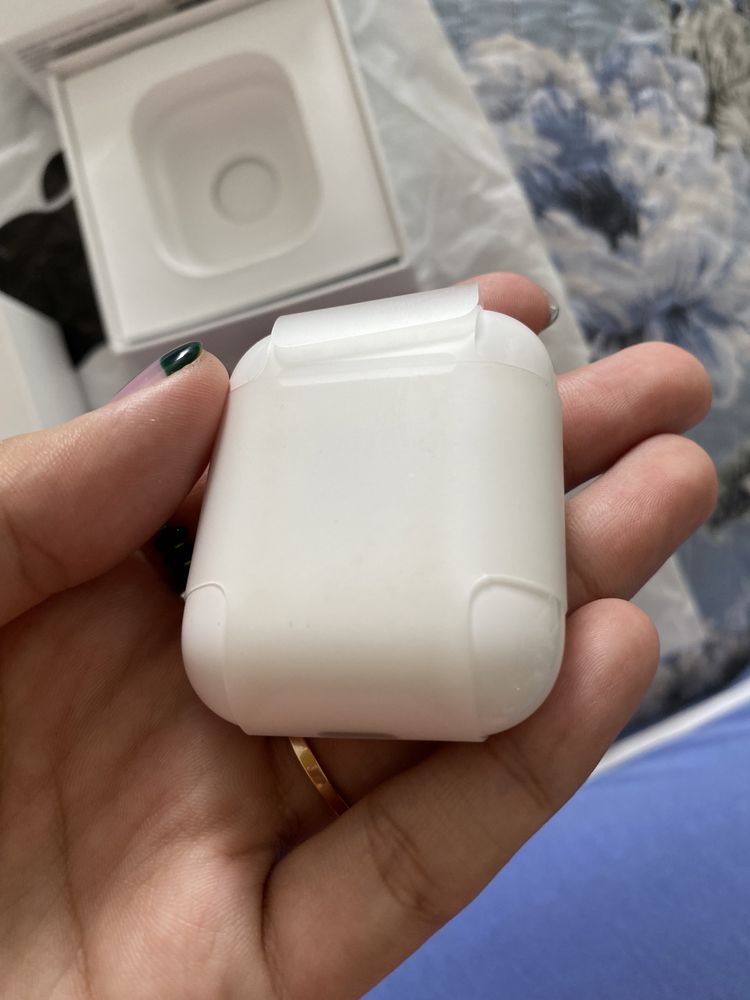 Продам AirPods2 ОРИГИНАЛ